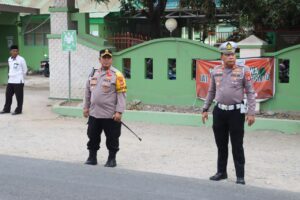 Pastikan Aktivitas Warga Lancar, Kapolres dan Wakapolres Jeneponto Pimpin Langsung Gatur Lalin di Dua Titik Vital